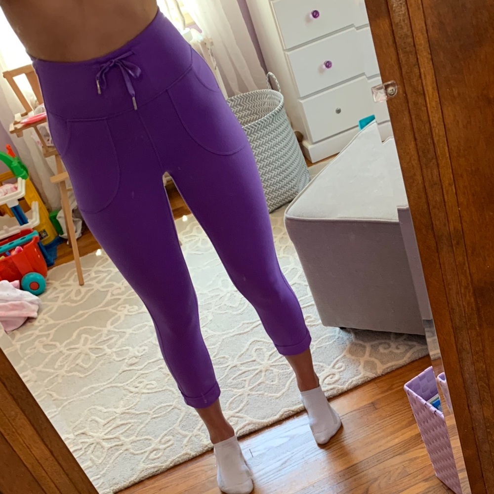Lululemon high waisted crop leggings
